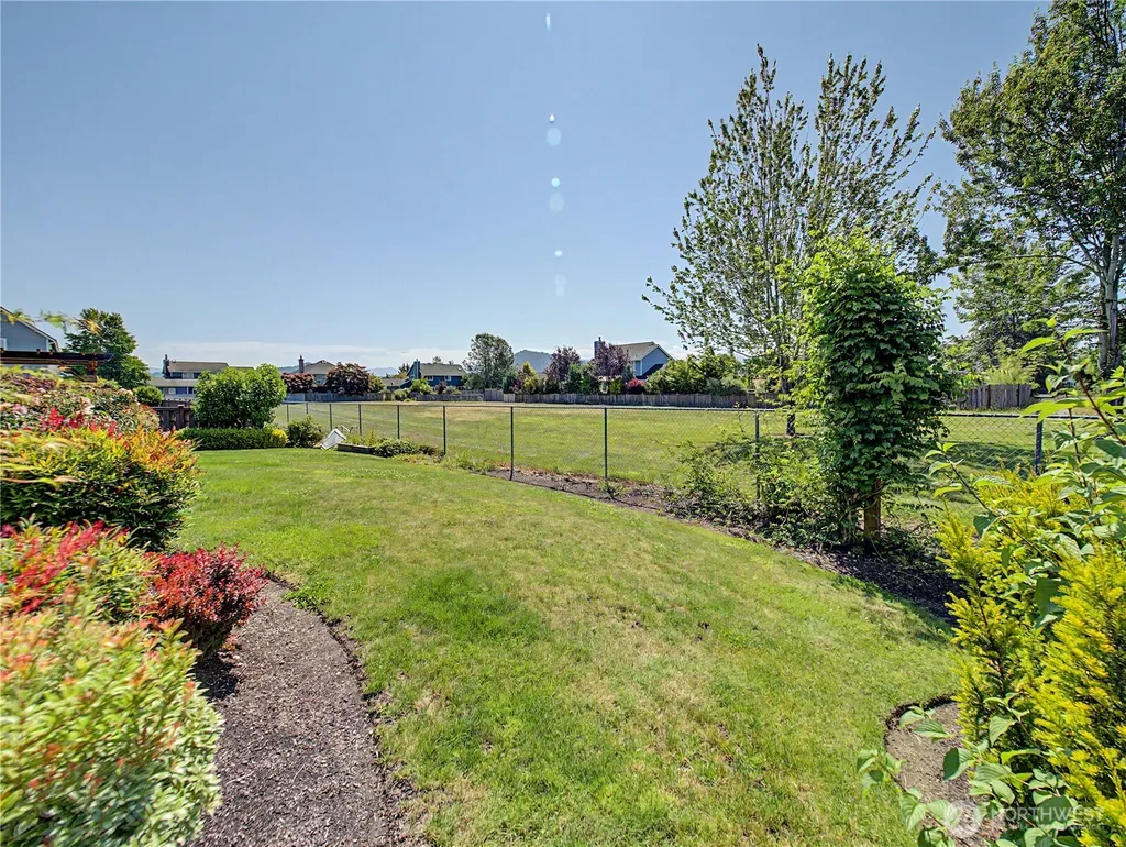 3284 Meadow Park Avenue Enumclaw WA 98022