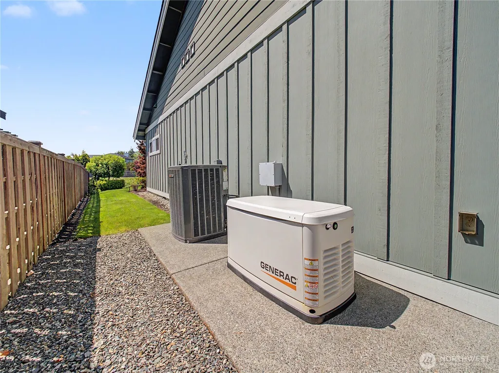 3284 Meadow Park Avenue Enumclaw WA 98022