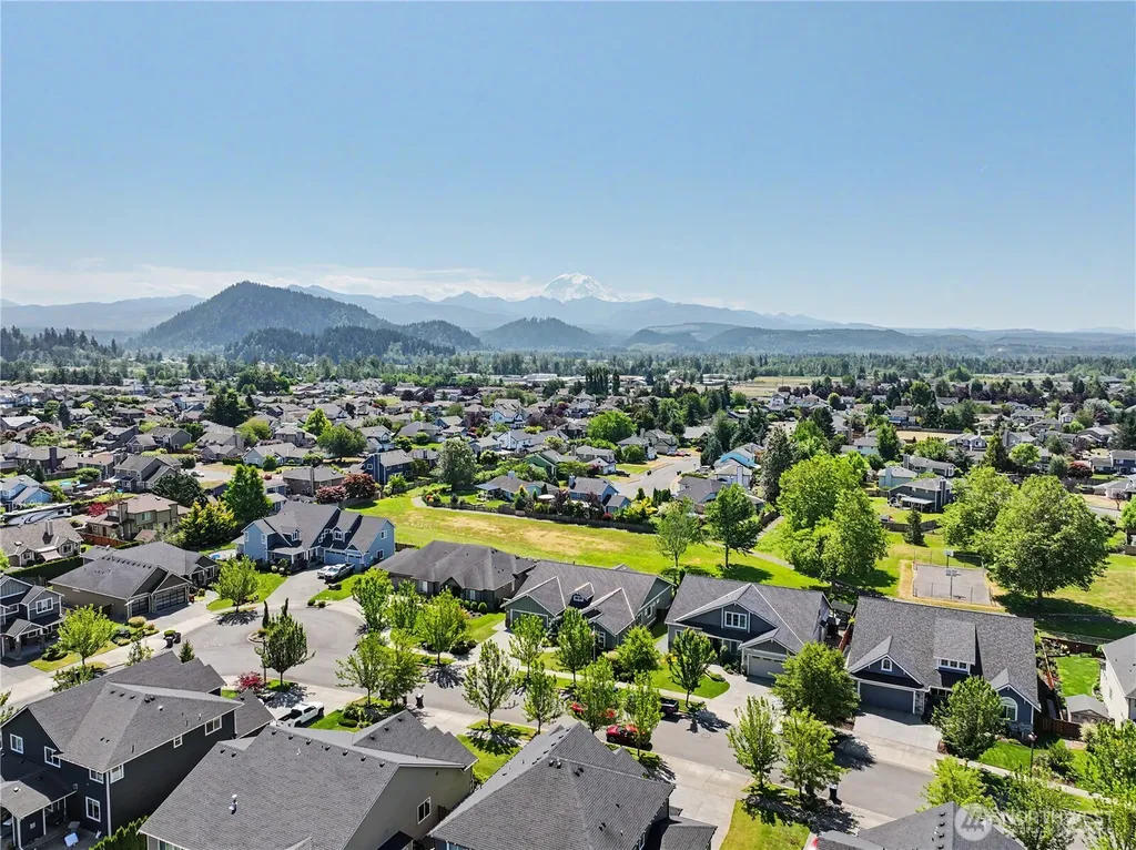 3284 Meadow Park Avenue Enumclaw WA 98022