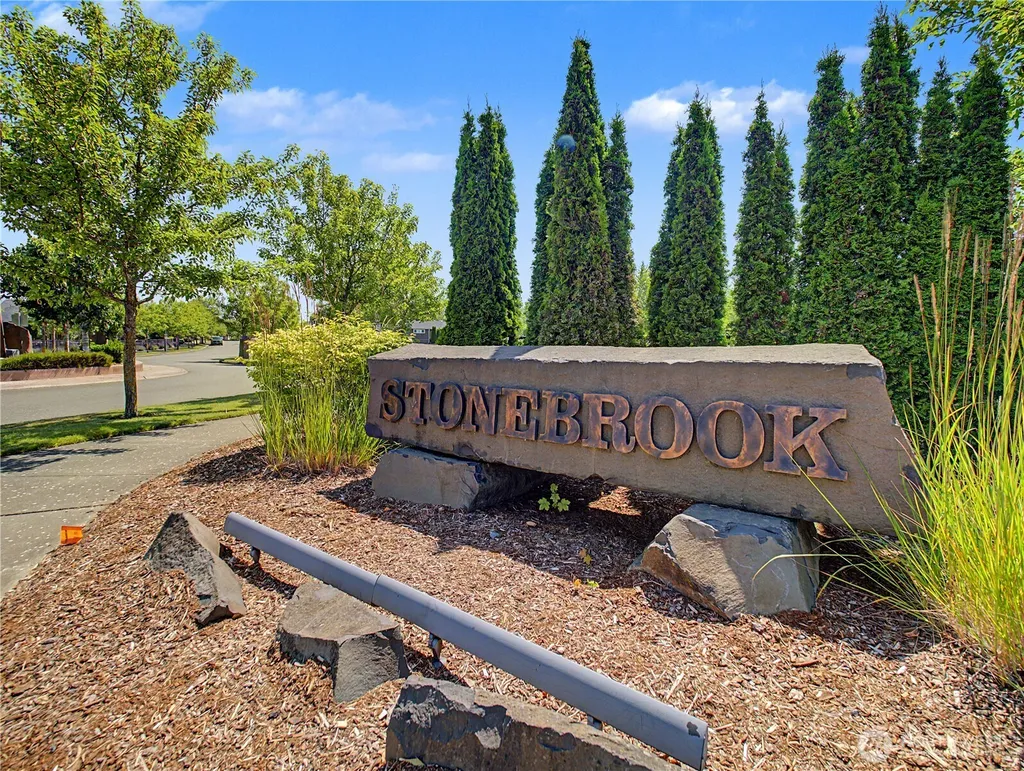 3284 Meadow Park Avenue Enumclaw WA 98022