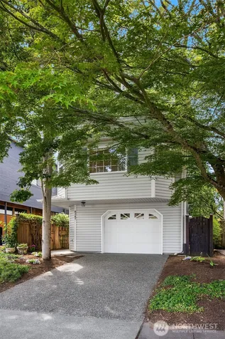 8347 9th Avenue NW Seattle WA 98117