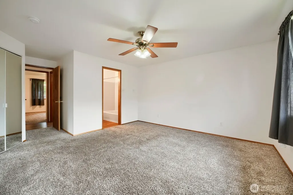 7626 Winnetka Street Tacoma WA 98408