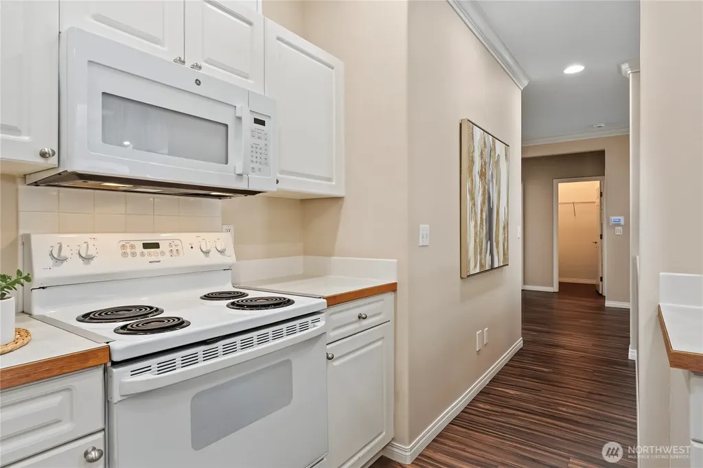 8819 69th Court St SW Lakewood WA 98498