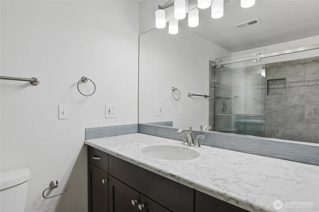 2300 NE 79th Avenue Vancouver WA 98664
