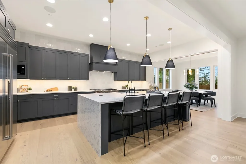 11616 SE 47th Place Bellevue WA 98006