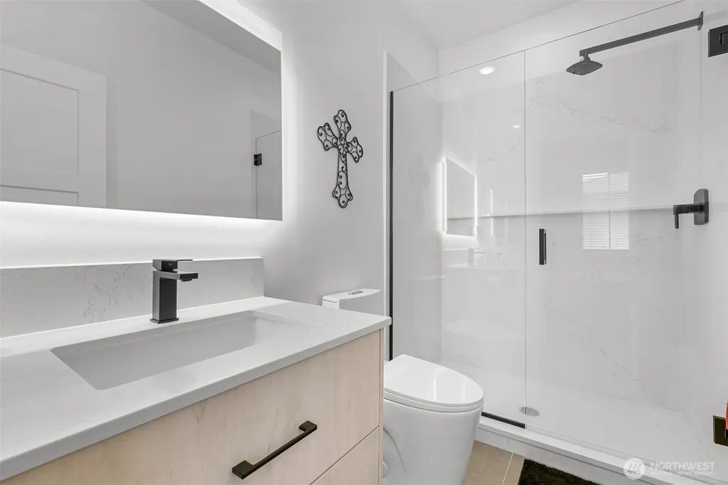 203 Pebblebrook Drive Lynden WA 98264