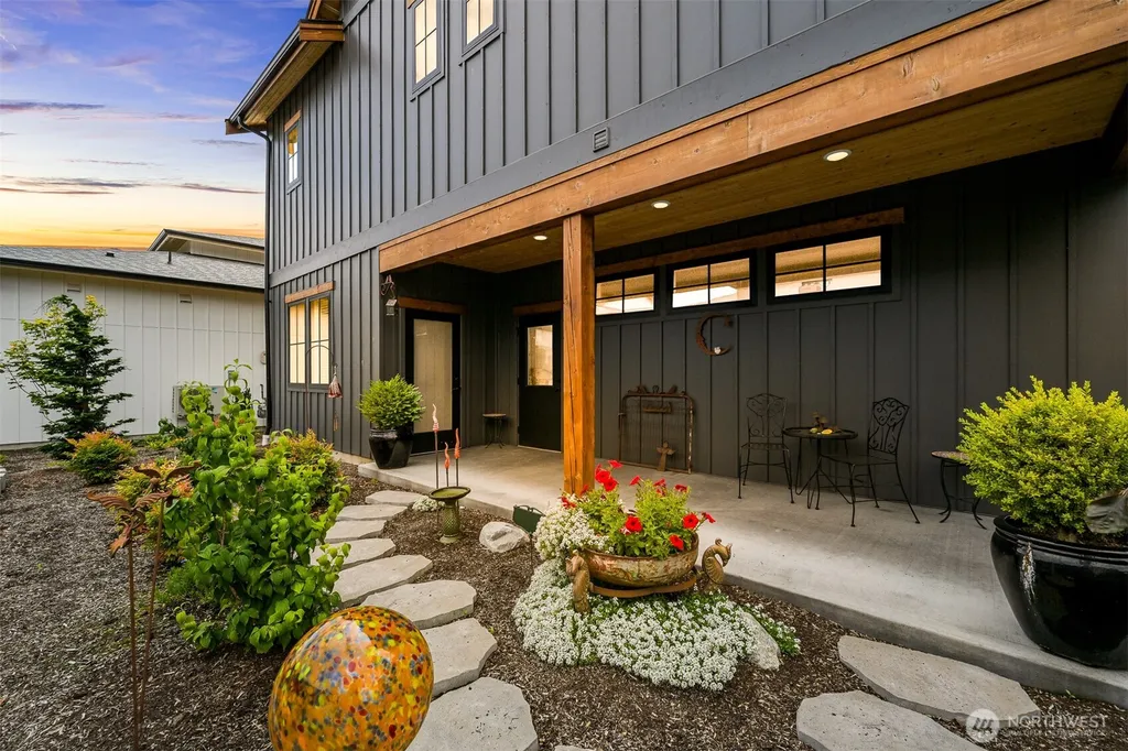 203 Pebblebrook Drive Lynden WA 98264