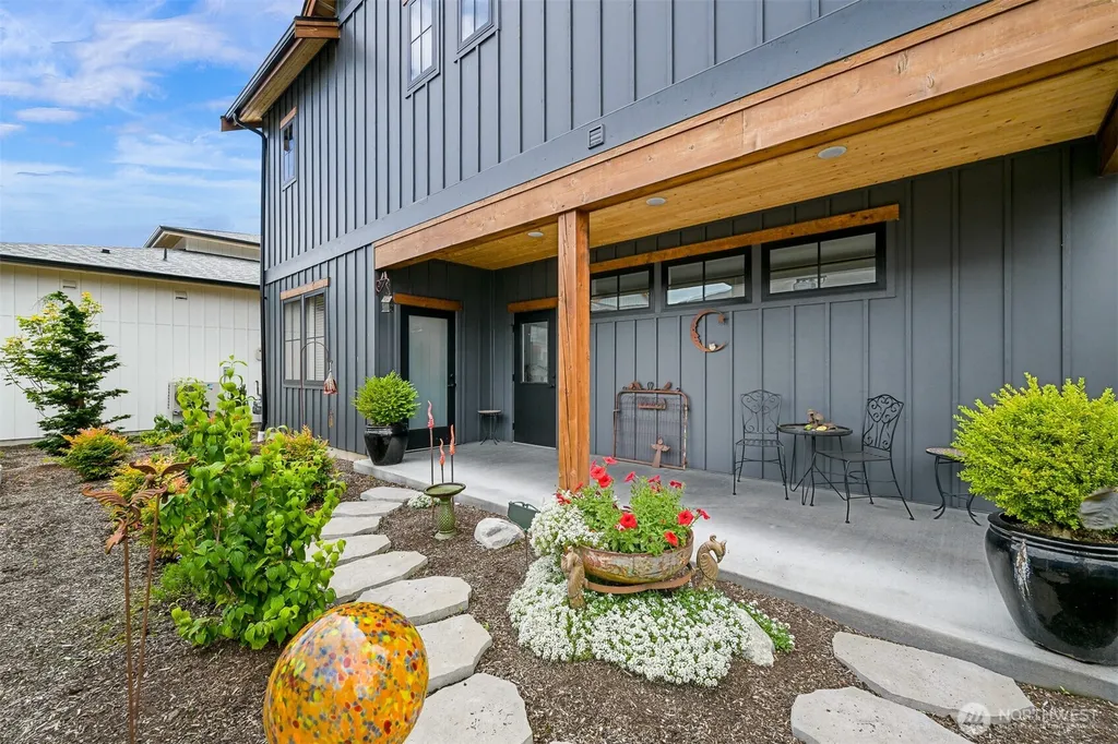 203 Pebblebrook Drive Lynden WA 98264