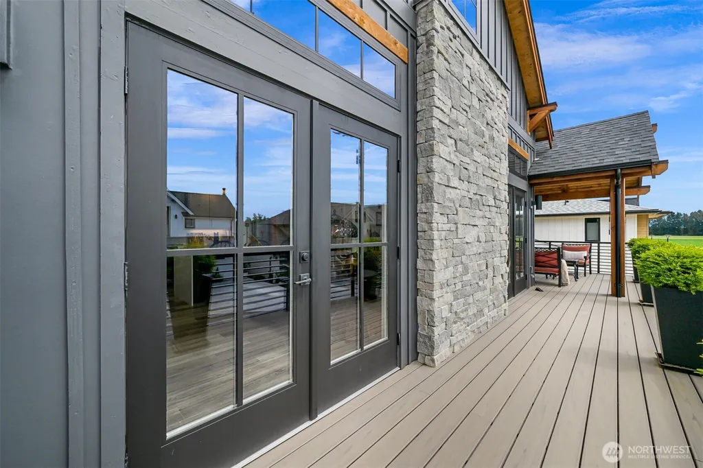 203 Pebblebrook Drive Lynden WA 98264