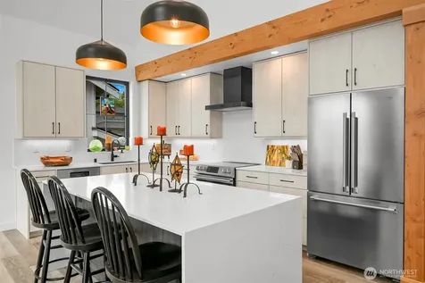 203 Pebblebrook Drive Lynden WA 98264