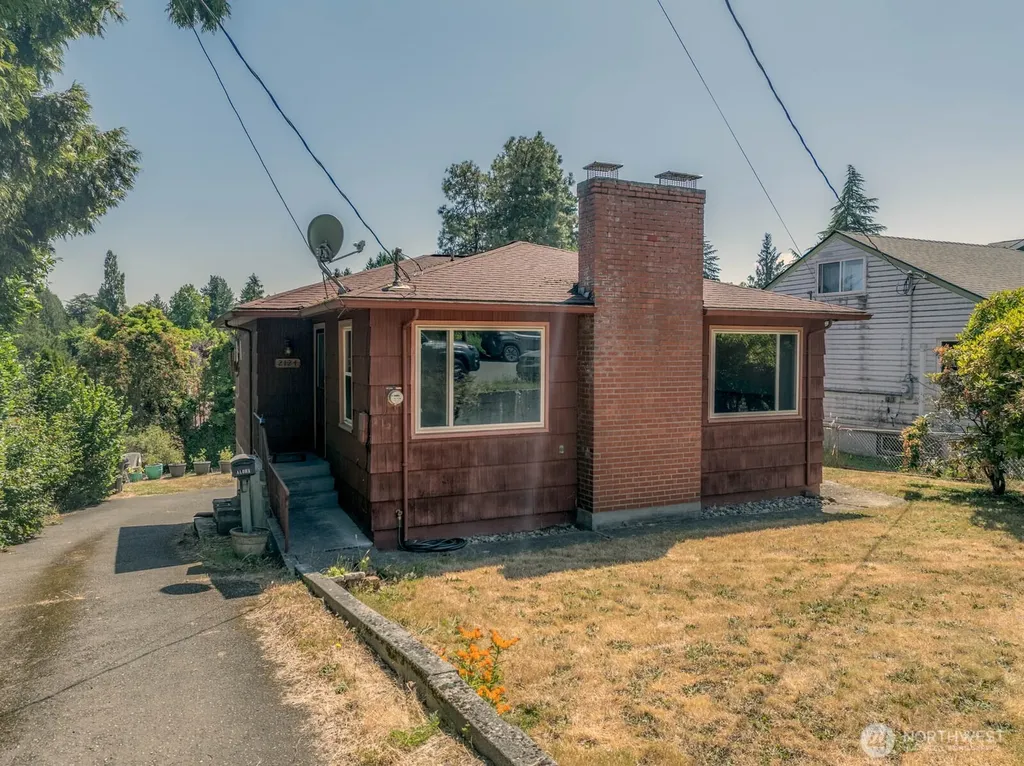 2124 N Callow Avenue Bremerton WA 98312