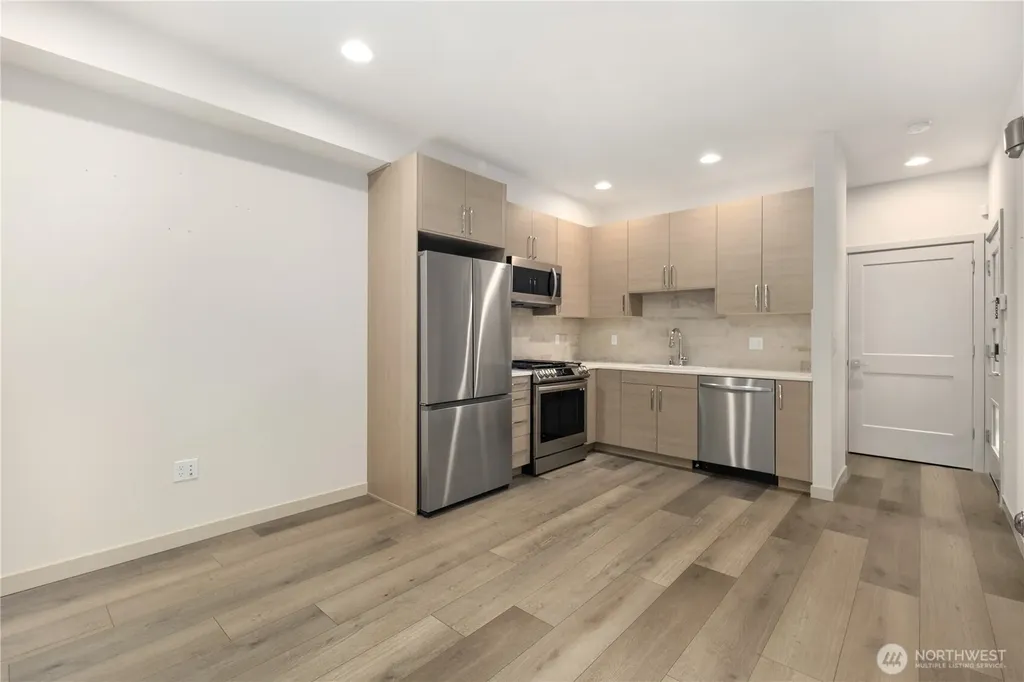 1123 18th Avenue Seattle WA 98122