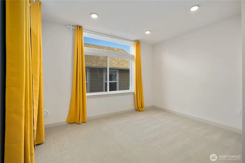 1123 18th Avenue Seattle WA 98122