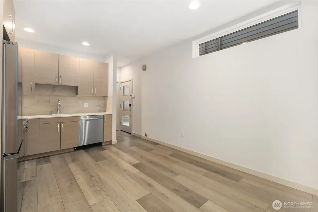 1123 18th Avenue Seattle WA 98122