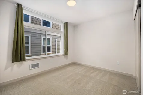 1123 18th Avenue Seattle WA 98122