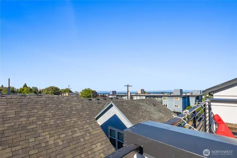 1123 18th Avenue Seattle WA 98122