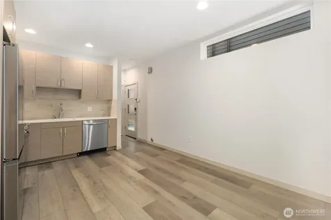 1123 18th Avenue Seattle WA 98122