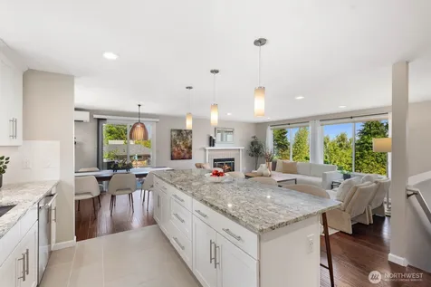 1520 NE 89th Street Seattle WA 98115