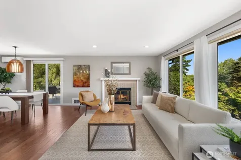 1520 NE 89th Street Seattle WA 98115