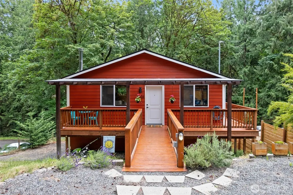 2026 Island Drive NW Olympia WA 98502