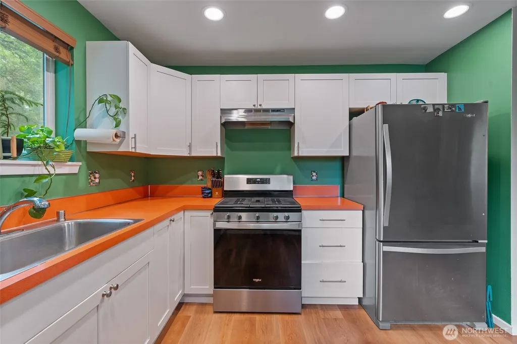 2026 Island Drive NW Olympia WA 98502
