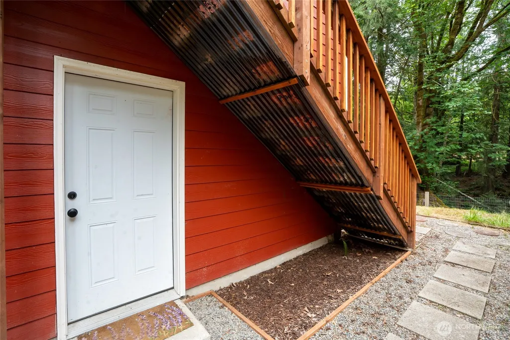 2026 Island Drive NW Olympia WA 98502