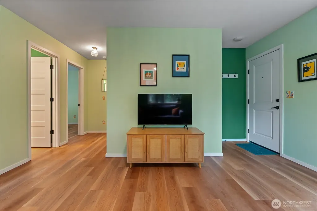2026 Island Drive NW Olympia WA 98502