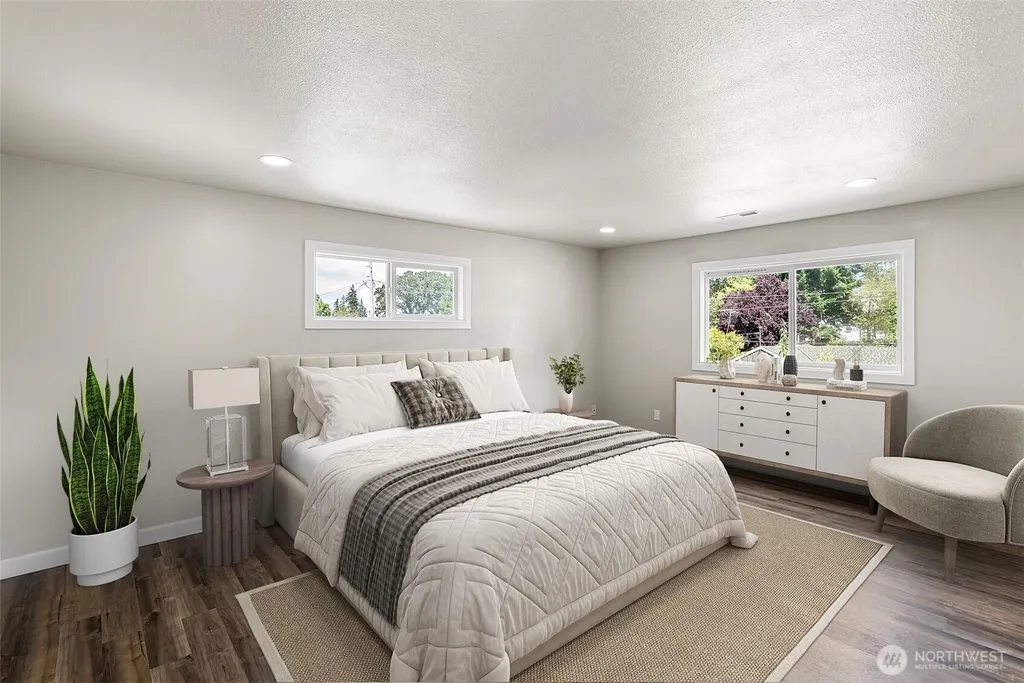 1424 West Avenue Port Orchard WA 98366