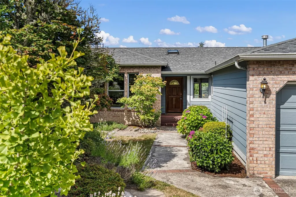 7669 E Alki View Court Port Orchard WA 98366