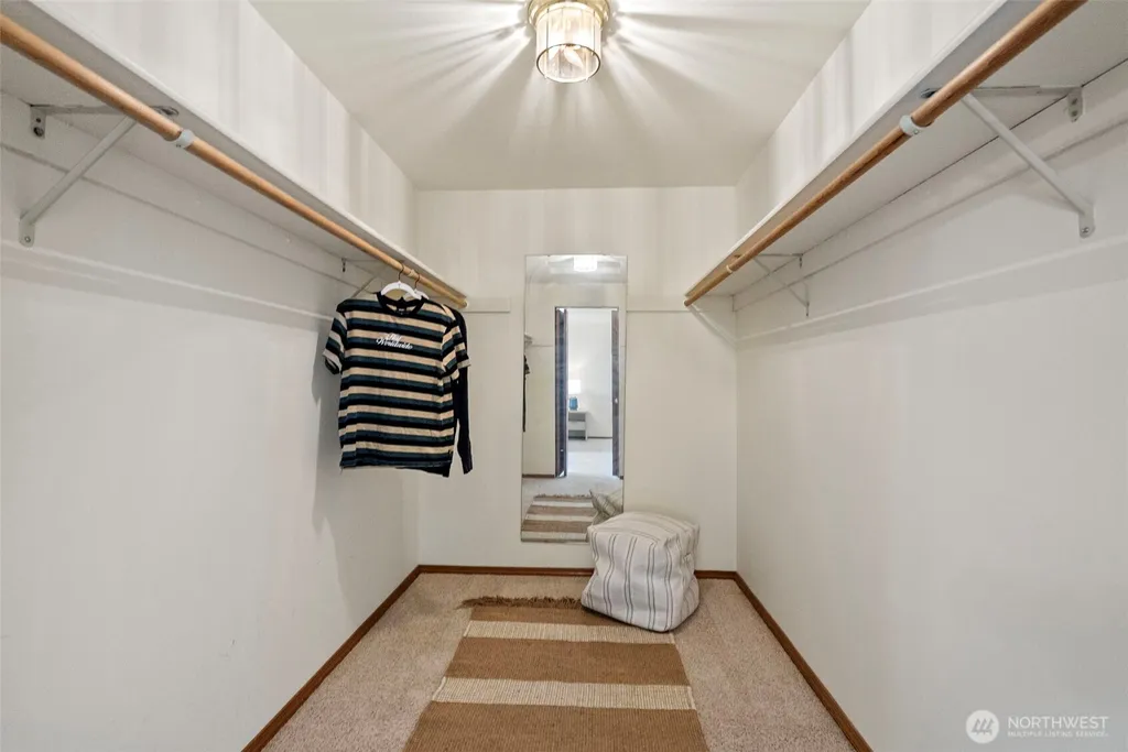 7669 E Alki View Court Port Orchard WA 98366