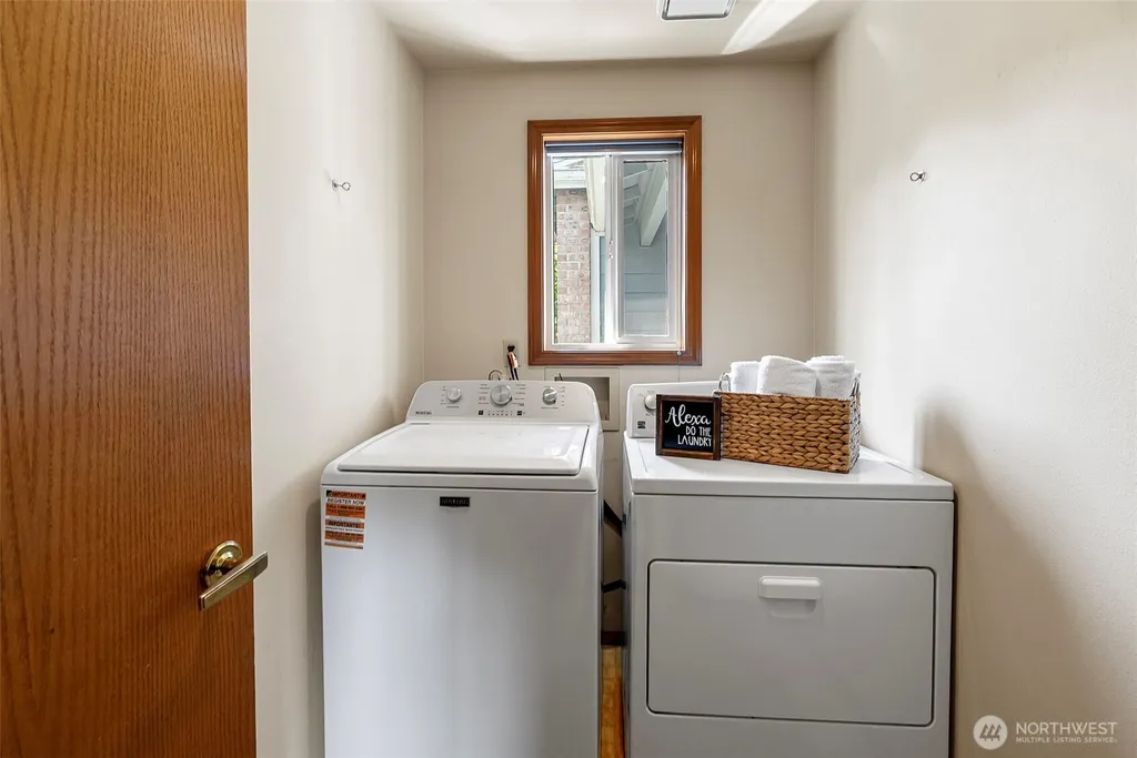 7669 E Alki View Court Port Orchard WA 98366
