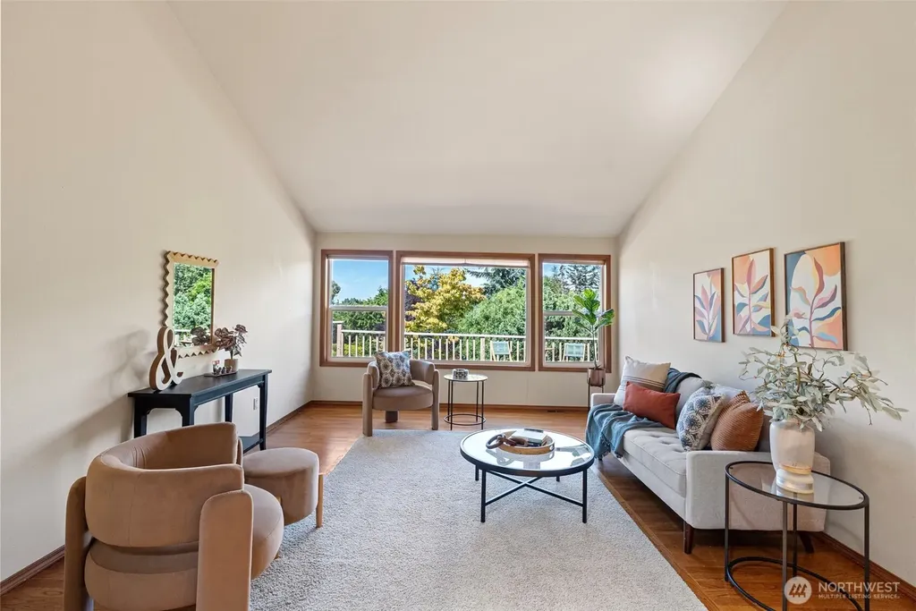 7669 E Alki View Court Port Orchard WA 98366