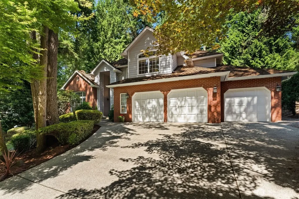 4923 Canterwood Drive NW Gig Harbor WA 98332