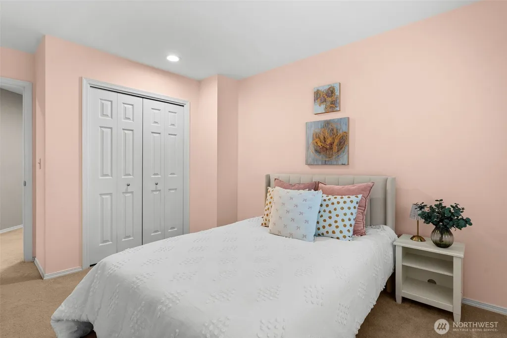4923 Canterwood Drive NW Gig Harbor WA 98332