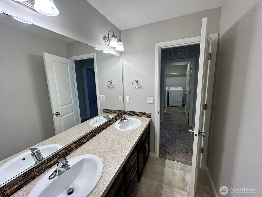 8959 Corona Street NE Lacey WA 98516
