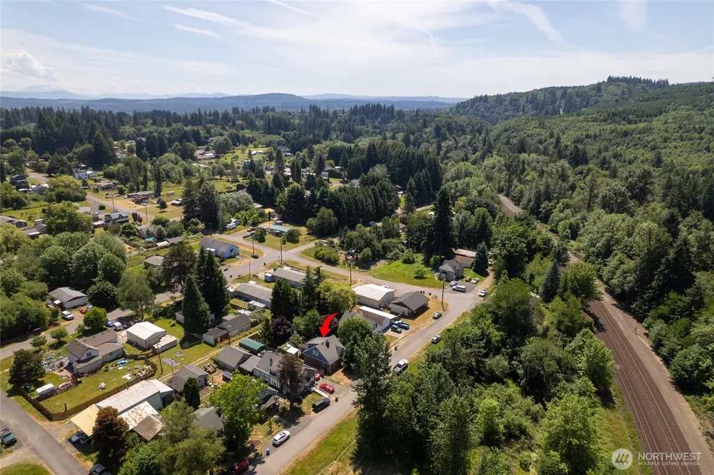 814 Main Street Vader WA 98593