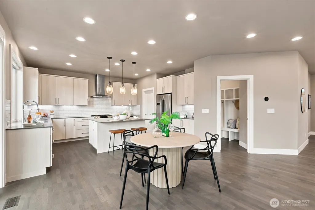 13932 131st Lane NE Kirkland WA 98034