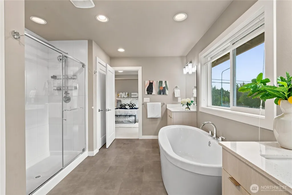 13932 131st Lane NE Kirkland WA 98034