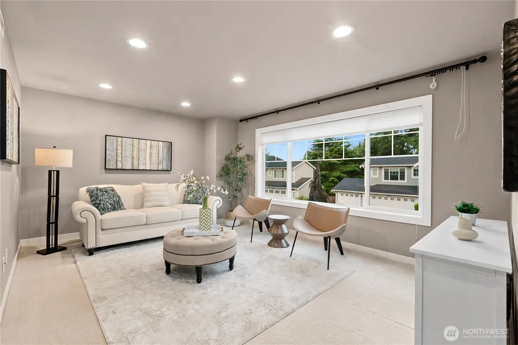 13932 131st Lane NE Kirkland WA 98034
