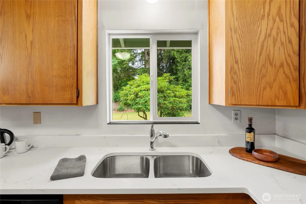 8811 187th Street NE Bothell WA 98011