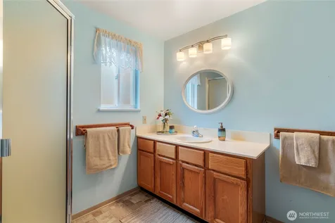8811 187th Street NE Bothell WA 98011