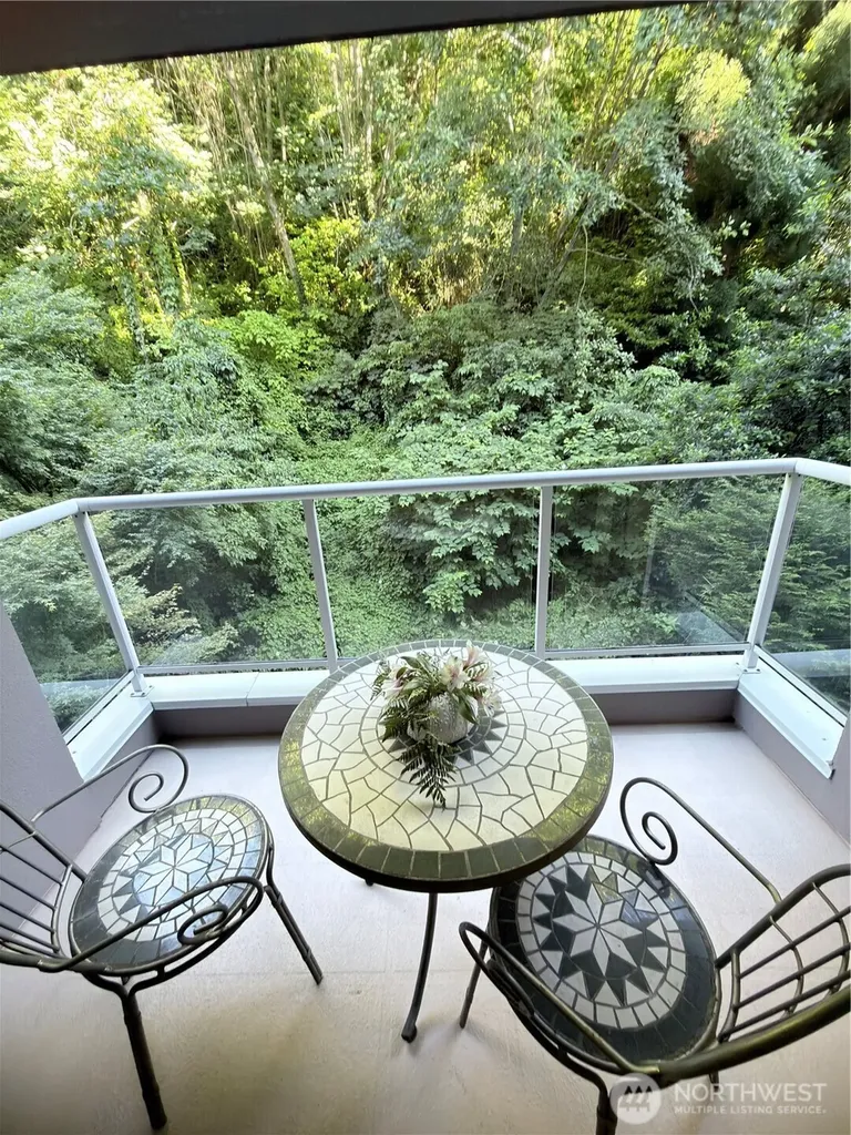 1170 SW Alki Seattle WA 98116