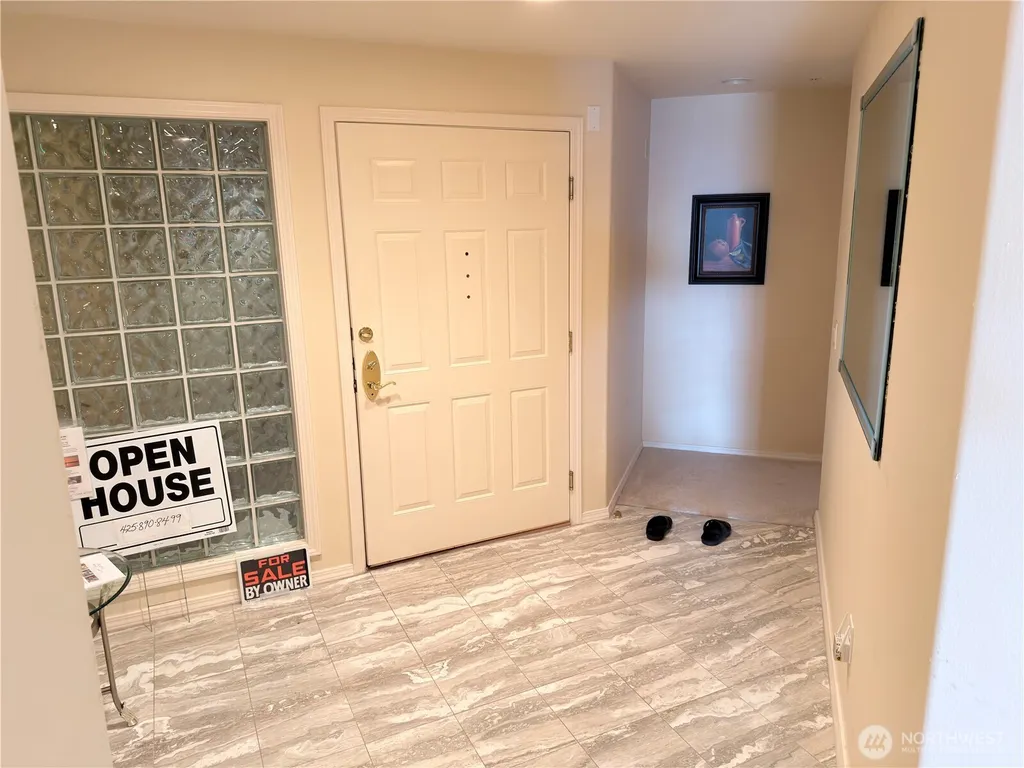 1170 SW Alki Seattle WA 98116