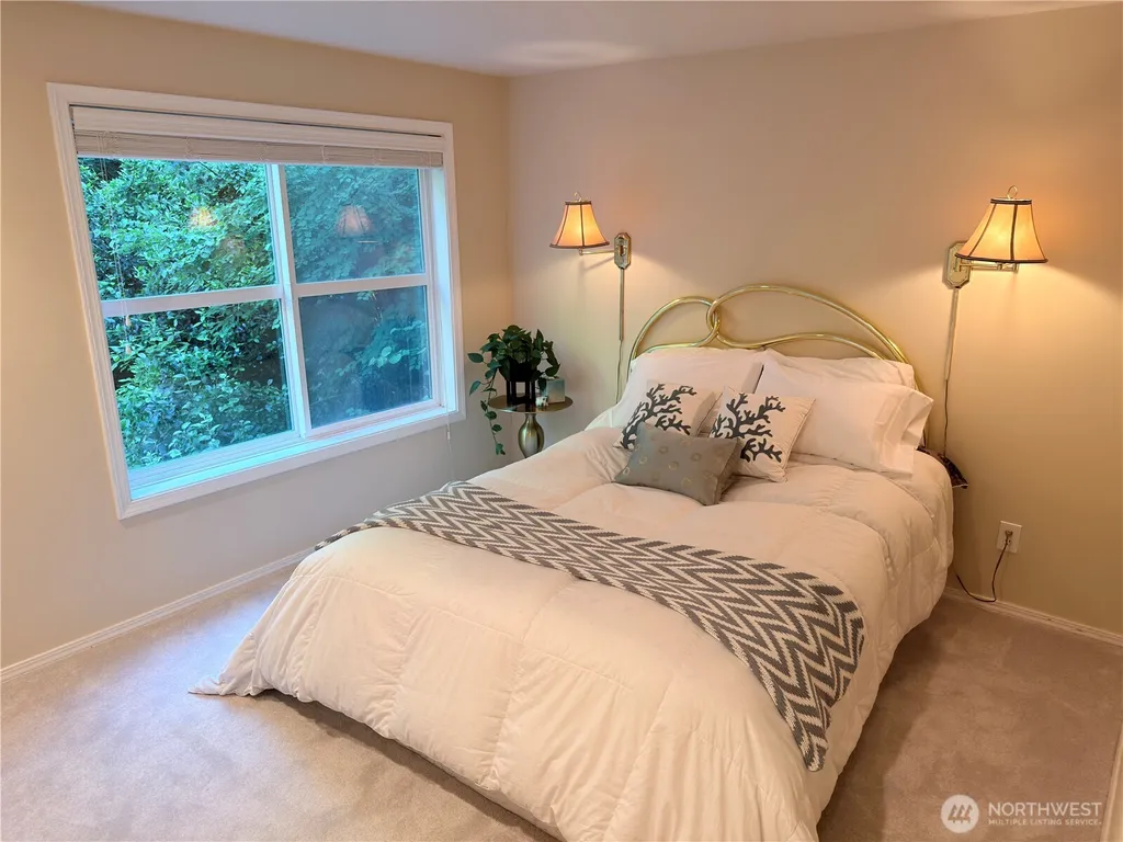 1170 SW Alki Seattle WA 98116