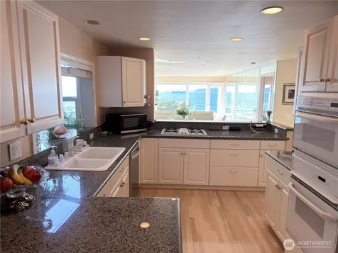1170 SW Alki Seattle WA 98116