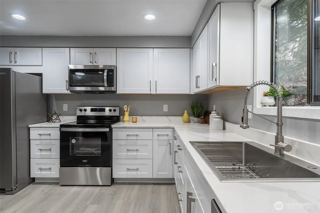 16 Valley View Circle Bellingham WA 98229