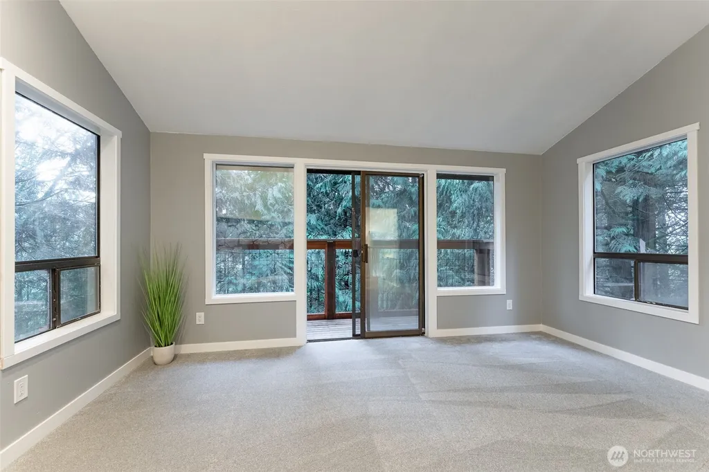 16 Valley View Circle Bellingham WA 98229