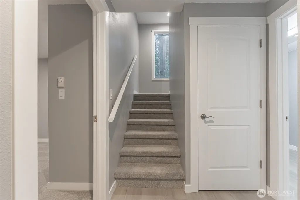 16 Valley View Circle Bellingham WA 98229