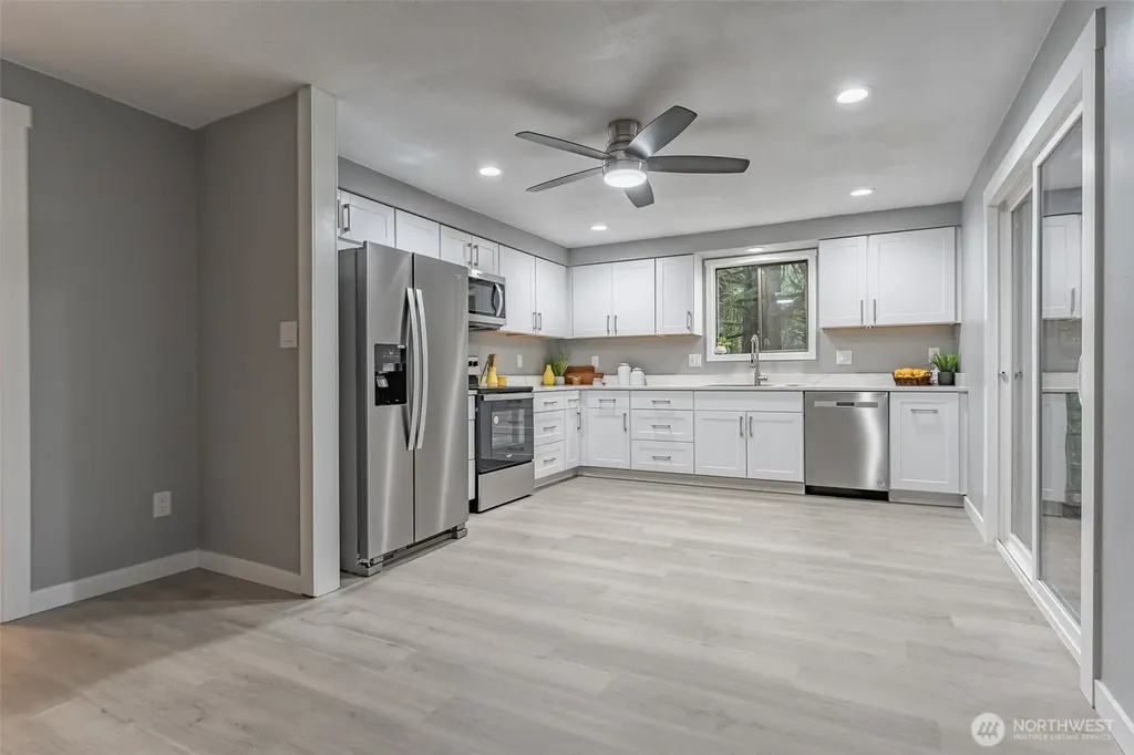 16 Valley View Circle Bellingham WA 98229