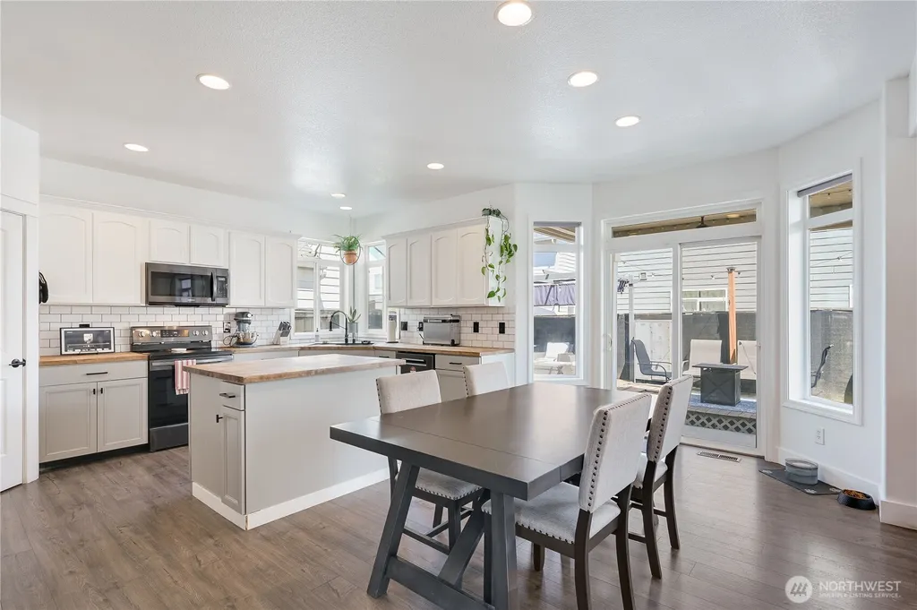 4003 NE 165th Place Vancouver WA 98682